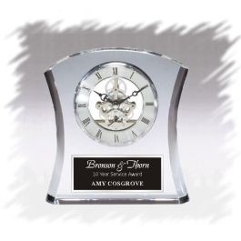 Curved Crystal Clock